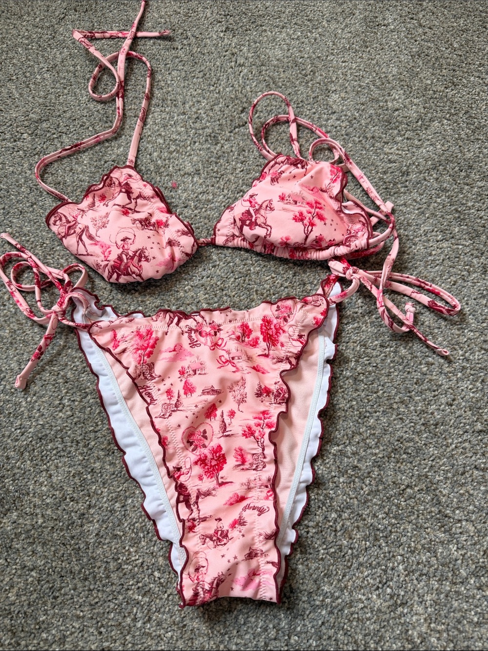 Women’s No Boundaries Pink Floral Ruffle One-Piece Swim Set: never worn